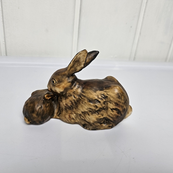 Vintage Goebel West Germany Rabbit and Bunny Porcelain Figurine - Picture 5 of 12